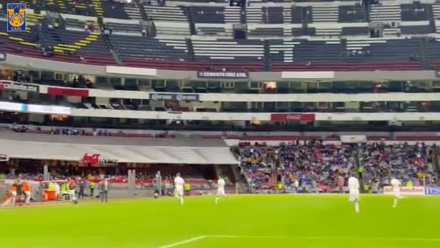 Gignac’s incredible free-kick goal vs Cruz Azul